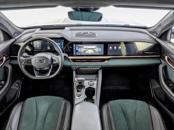 Geely Monjaro I с пробегом 2024 года, цена 3 220 000 рублей, 49343 км, внедорожник, Автокод Объявления