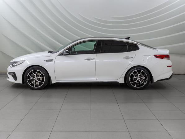 Kia Optima IV Рестайлинг с пробегом 2018 года, цена 1 918 000 рублей, 161489 км, седан, Автокод Объявления