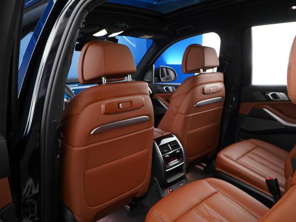 BMW X7 I (G07) Рестайлинг с пробегом 2025 года, цена 16 249 977 рублей, 5061 км, внедорожник, Автокод Объявления
