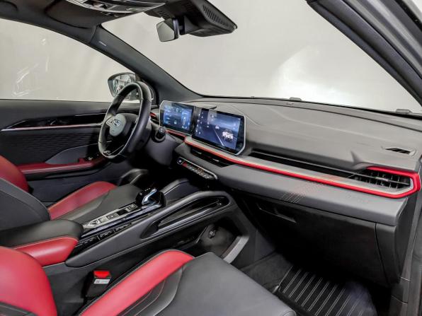 Geely Coolray I Рестайлинг с пробегом 2024 года, цена 2 250 000 рублей, 45152 км, внедорожник, Автокод Объявления