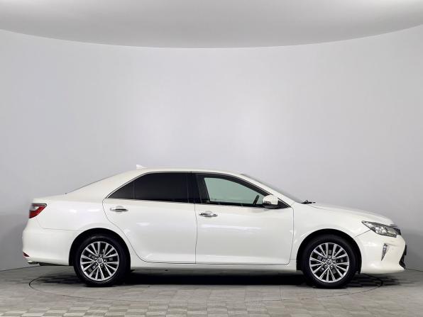 Toyota Camry VII (XV50) Рестайлинг 2 с пробегом 2017 года, цена 2 150 000 рублей, 133000 км, седан, Автокод Объявления