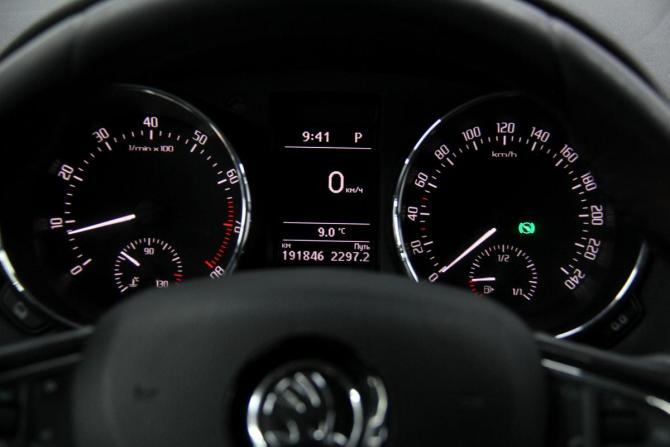 Skoda Yeti I Рестайлинг с пробегом 2014 года, цена 1 069 000 рублей, 191835 км, внедорожник, Автокод Объявления