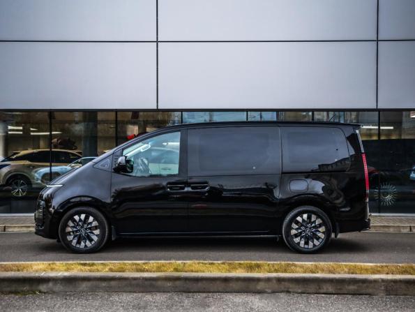 Hyundai Staria I с пробегом 2021 года, цена 3 889 000 рублей, 124898 км, минивэн, Автокод Объявления