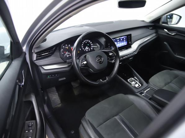 Skoda Octavia IV (A8) с пробегом 2020 года, цена 2 290 000 рублей, 119399 км, лифтбек, Автокод Объявления