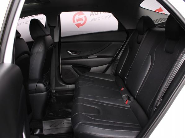 Hyundai Elantra VII (CN7) Рестайлинг с пробегом 2024 года, цена 2 190 000 рублей, 17824 км, седан, Автокод Объявления