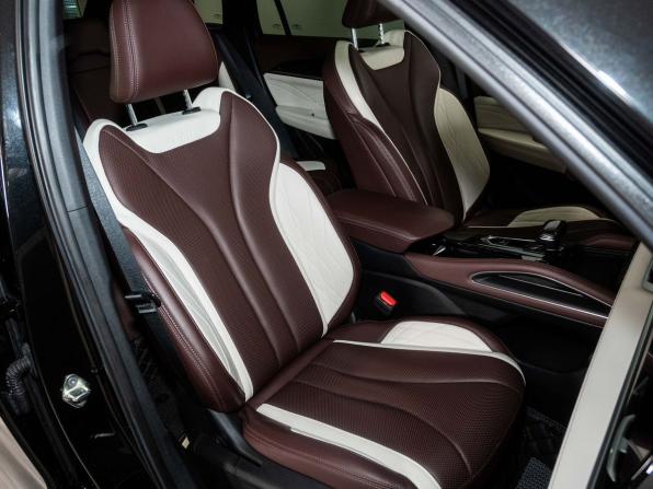 Geely Monjaro I с пробегом 2023 года, цена 3 066 000 рублей, 67528 км, внедорожник, Автокод Объявления