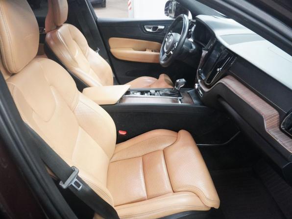 Volvo XC60 II с пробегом 2019 года, цена 2 913 000 рублей, 213342 км, внедорожник, Автокод Объявления