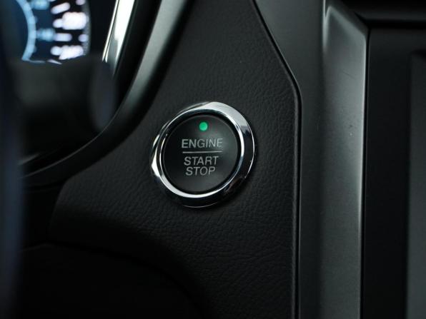 Ford Mondeo V с пробегом 2015 года, цена 1 550 000 рублей, 143143 км, седан, Автокод Объявления