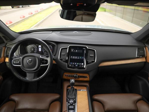 Volvo XC90 II Рестайлинг 1 с пробегом 2021 года, цена 4 599 000 рублей, 131240 км, внедорожник, Автокод Объявления