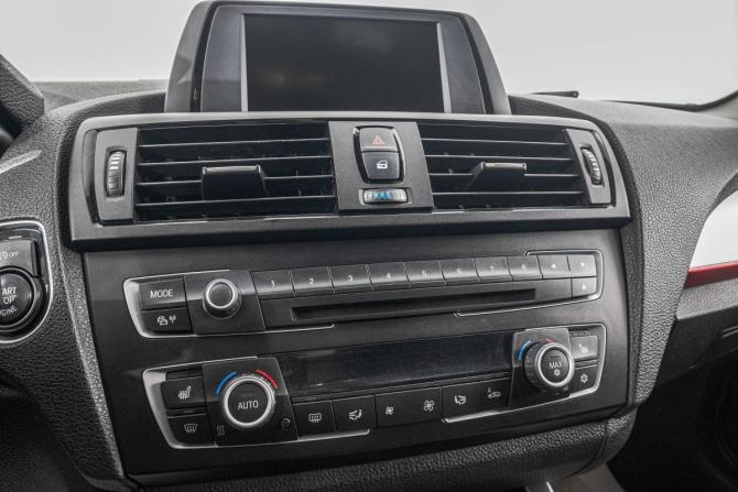 BMW 1 серии II (F20/F21) с пробегом 2012 года, цена 1 149 000 рублей, 167000 км, хэтчбек, Автокод Объявления