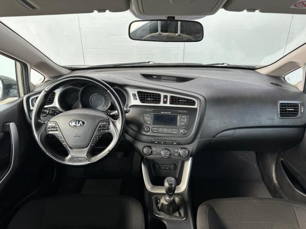 Kia Ceed II с пробегом 2014 года, цена 1 210 000 рублей, 125158 км, универсал, Автокод Объявления