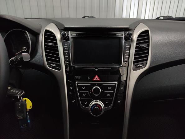 Hyundai i30 II Рестайлинг с пробегом 2016 года, цена 999 000 рублей, 159650 км, хэтчбек, Автокод Объявления
