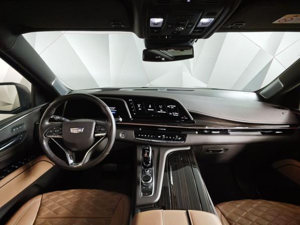 Cadillac Escalade V с пробегом 2021 года, цена 10 500 000 рублей, 29690 км, внедорожник, Автокод Объявления