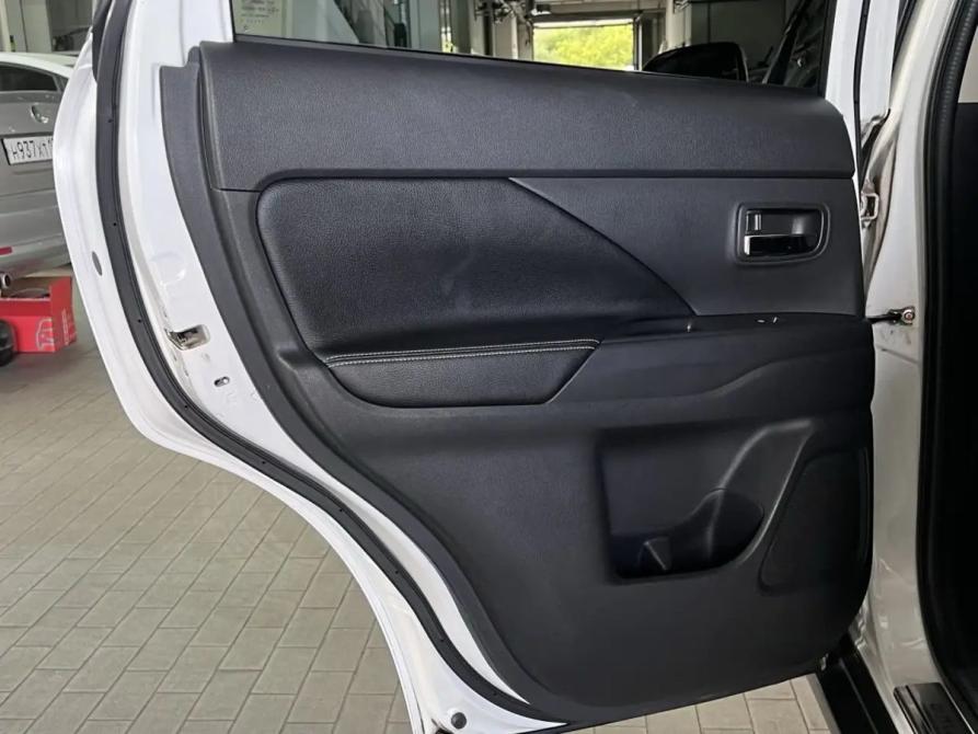 Mitsubishi Outlander III Рестайлинг 2 Волгоград  - изображение 12