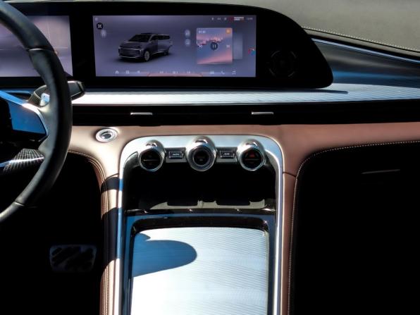 Exeed TXL I Рестайлинг 2 с пробегом 2024 года, цена 2 890 000 рублей, 40841 км, внедорожник, Автокод Объявления
