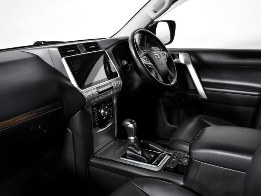 Toyota Land Cruiser Prado 150 Series Рестайлинг 2 Санкт-Петербург  - изображение 14