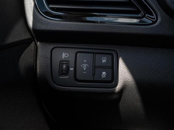 Hyundai Solaris II Рестайлинг с пробегом 2021 года, цена 1 610 000 рублей, 75796 км, седан, Автокод Объявления