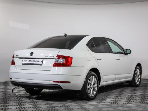Skoda Octavia III (A7) Рестайлинг с пробегом 2018 года, цена 1 569 000 рублей, 176308 км, лифтбек, Автокод Объявления