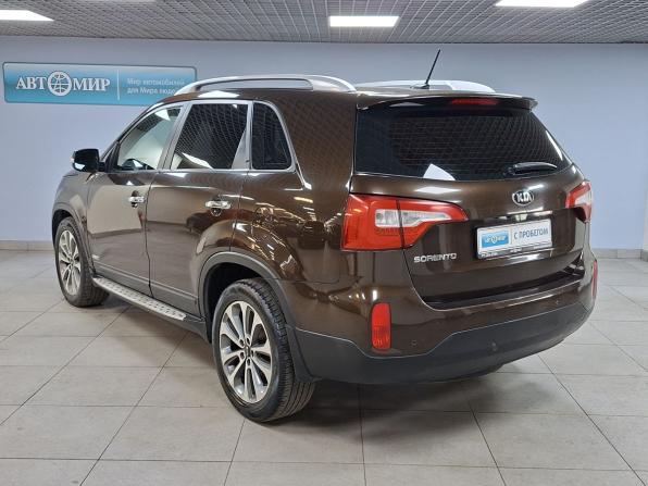 Kia Sorento II Рестайлинг с пробегом 2013 года, цена 1 552 000 рублей, 239668 км, внедорожник, Автокод Объявления