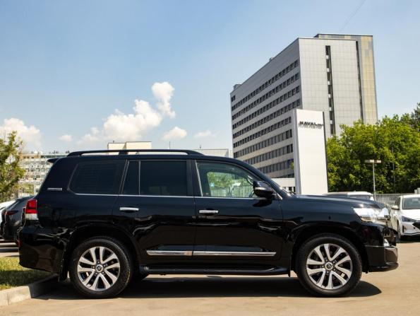Toyota Land Cruiser 200 Series Рестайлинг 2 с пробегом 2018 года, цена 7 418 000 рублей, 82677 км, внедорожник, Автокод Объявления