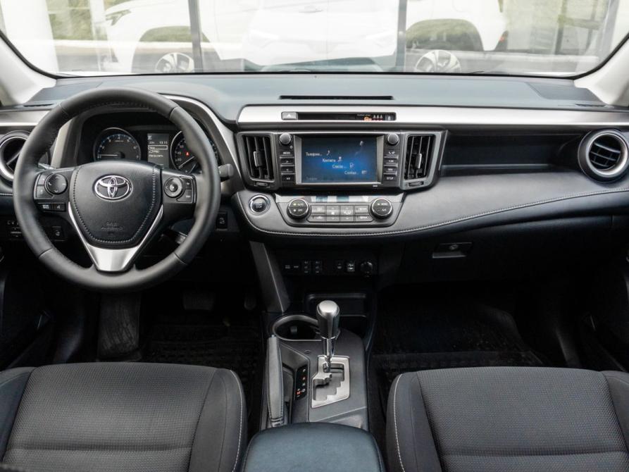 Toyota RAV4 IV (XA40) Рестайлинг Казань  - изображение 7