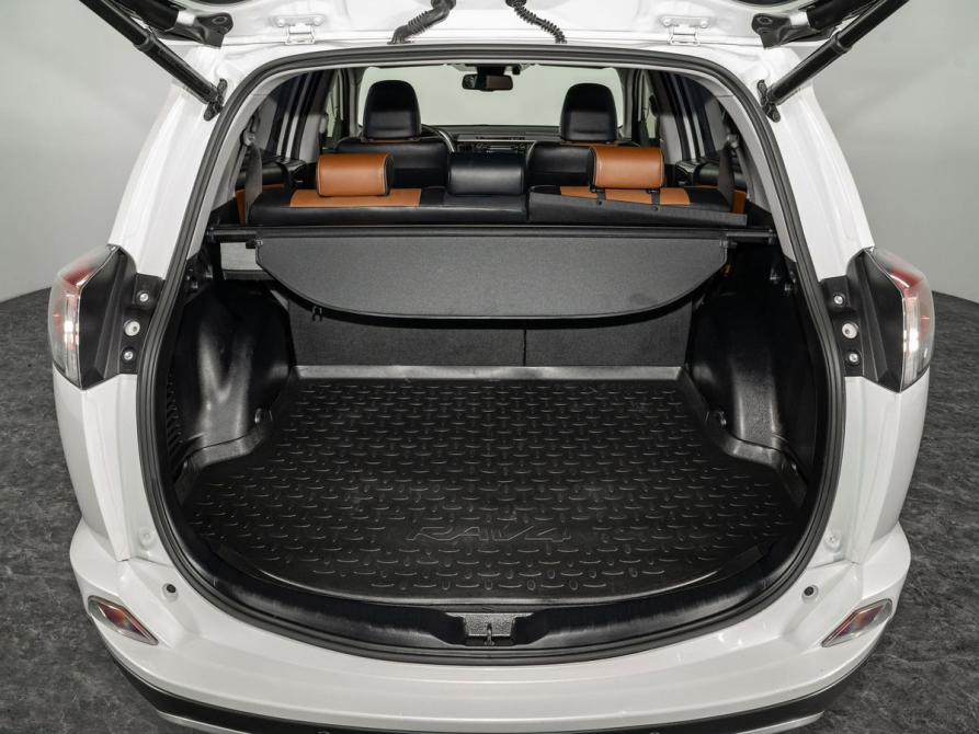Toyota RAV4 IV (XA40) Рестайлинг Иркутск  - изображение 19