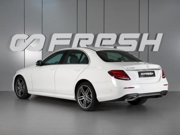 Mercedes-Benz E-Класс V (W213 S213 C238) с пробегом 2020 года, цена 4 520 000 рублей, 63083 км, седан, Автокод Объявления