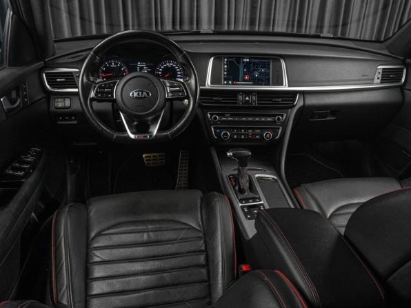 Kia Optima IV Рестайлинг с пробегом 2018 года, цена 2 279 000 рублей, 142208 км, седан, Автокод Объявления