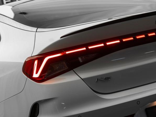 Kia K5 III с пробегом 2021 года, цена 3 060 000 рублей, 97059 км, седан, Автокод Объявления