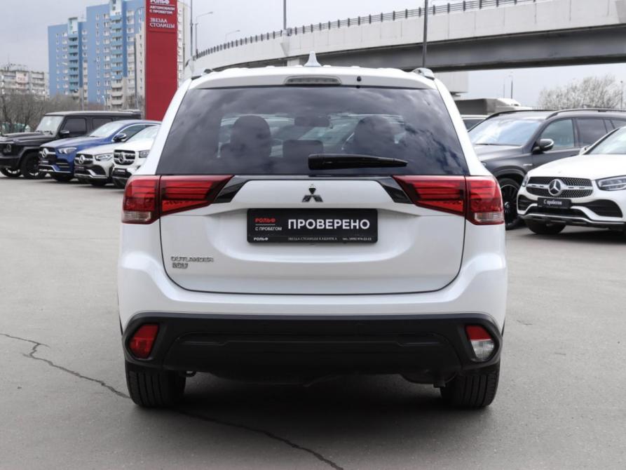 Mitsubishi Outlander III Рестайлинг 3 Москва  - изображение 7