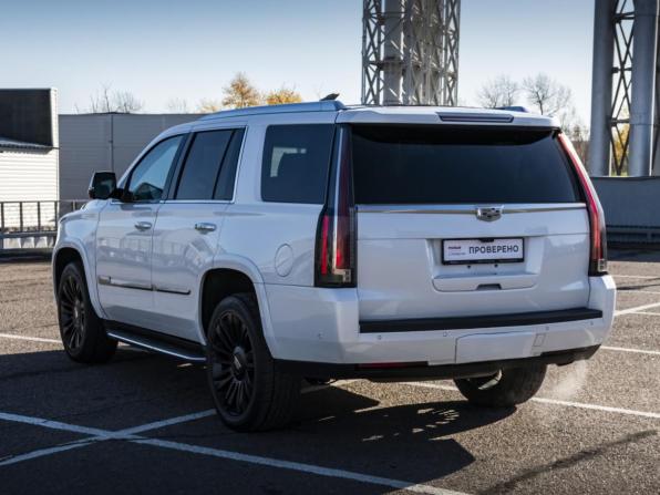Cadillac Escalade IV с пробегом 2018 года, цена 4 599 000 рублей, 163807 км, внедорожник, Автокод Объявления