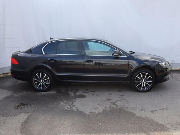 Skoda Superb II Рестайлинг с пробегом 2013 года, цена 1 199 000 рублей, 127932 км, лифтбек, Автокод Объявления