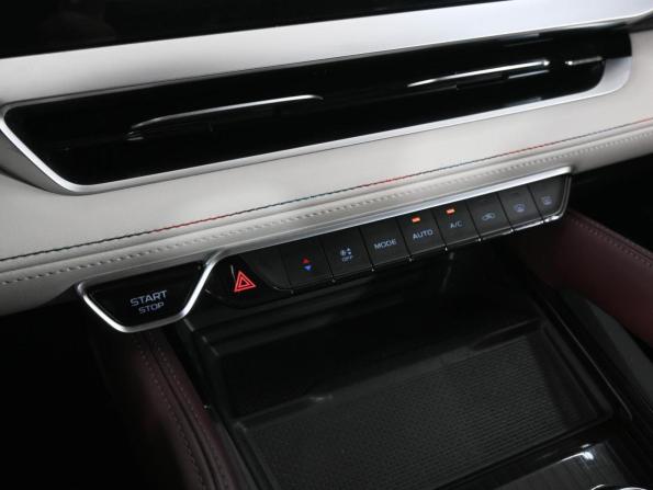 Geely Monjaro I с пробегом 2022 года, цена 3 149 000 рублей, 55184 км, внедорожник, Автокод Объявления