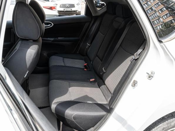 Nissan Sentra VII (B17) с пробегом 2015 года, цена 980 000 рублей, 181818 км, седан, Автокод Объявления