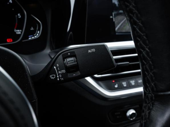 BMW 3 серии VII (G2x) с пробегом 2021 года, цена 3 890 000 рублей, 44907 км, седан, Автокод Объявления