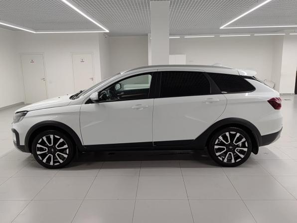 Lada (ВАЗ) Vesta I Рестайлинг (NG) с пробегом 2023 года, цена 1 400 000 рублей, 48777 км, универсал, Автокод Объявления