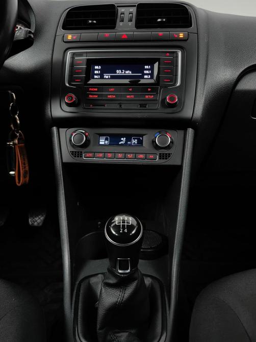Volkswagen Polo V Рестайлинг Москва  - изображение 12