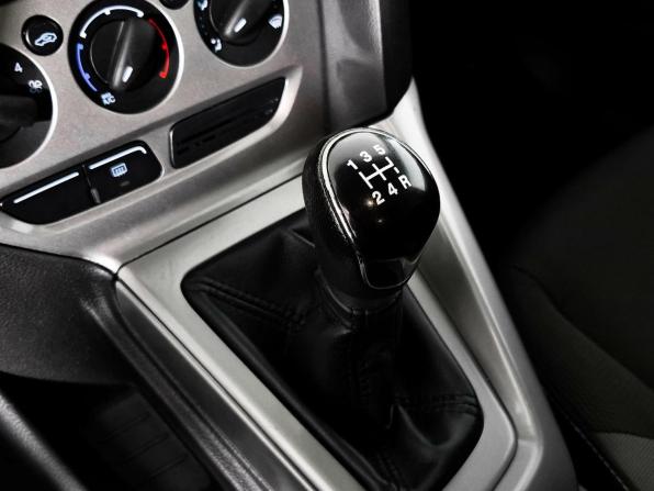 Ford Focus III с пробегом 2011 года, цена 599 000 рублей, 208137 км, хэтчбек, Автокод Объявления