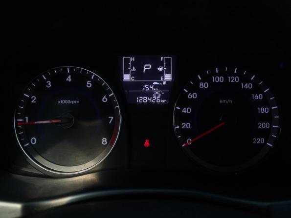 Hyundai Solaris I Рестайлинг с пробегом 2016 года, цена 950 000 рублей, 127924 км, хэтчбек, Автокод Объявления