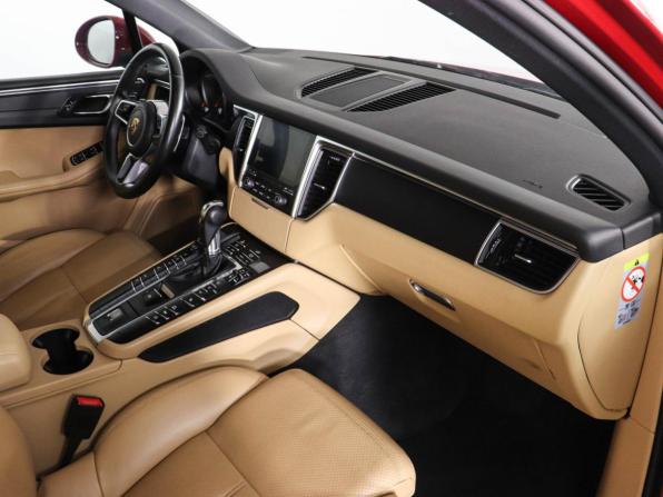 Porsche Macan I Рестайлинг с пробегом 2018 года, цена 3 490 000 рублей, 55255 км, внедорожник, Автокод Объявления