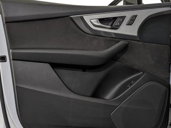 Audi Q7 II (4M) Рестайлинг с пробегом 2019 года, цена 4 850 000 рублей, 126680 км, внедорожник, Автокод Объявления