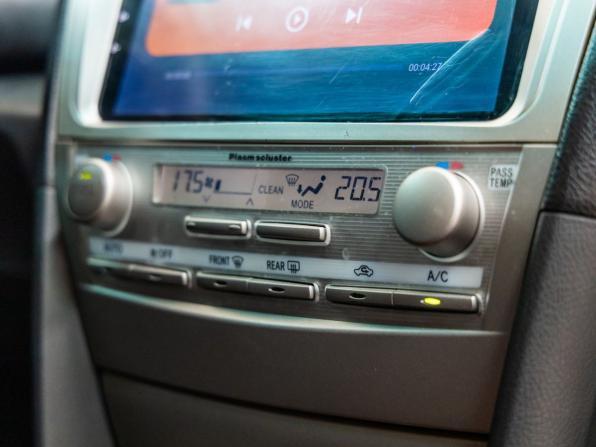 Toyota Camry VI (XV40) Рестайлинг с пробегом 2010 года, цена 1 063 000 рублей, 184059 км, седан, Автокод Объявления
