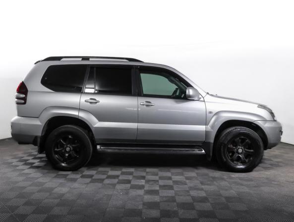 Toyota Land Cruiser Prado 120 Series Рестайлинг с пробегом 2007 года, цена 1 712 000 рублей, 332068 км, внедорожник, Автокод Объявления
