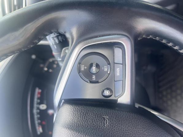 Honda CR-V V с пробегом 2018 года, цена 2 447 000 рублей, 196608 км, внедорожник, Автокод Объявления