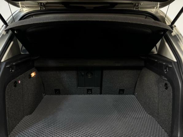 Volkswagen Tiguan I Рестайлинг с пробегом 2011 года, цена 1 265 000 рублей, 170000 км, внедорожник, Автокод Объявления