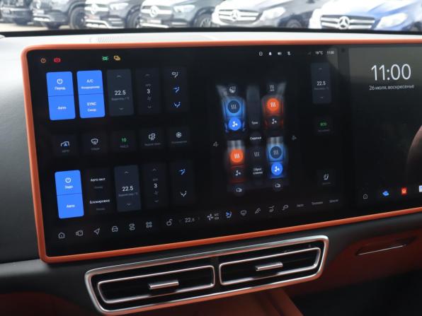 Li Auto (Lixiang) L7 I с пробегом 2024 года, цена 4 600 000 рублей, 128053 км, внедорожник, Автокод Объявления