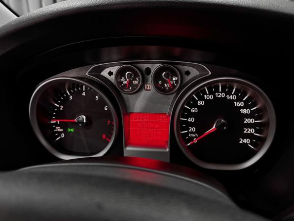Ford Focus II Рестайлинг с пробегом 2011 года, цена 699 000 рублей, 274076 км, хэтчбек, Автокод Объявления