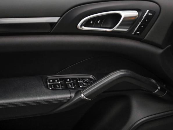 Porsche Cayenne II Рестайлинг (958) с пробегом 2014 года, цена 4 147 691 рубль, 102800 км, внедорожник, Автокод Объявления