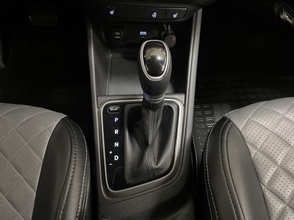 Hyundai Solaris II Рестайлинг с пробегом 2021 года, цена 1 649 000 рублей, 52617 км, седан, Автокод Объявления