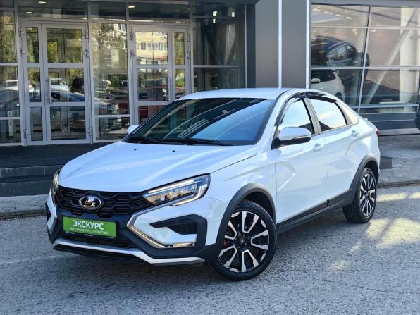 Lada (ВАЗ) Vesta I Рестайлинг (NG) с пробегом 2023 года, цена 1 325 000 рублей, 18000 км, седан, Автокод Объявления